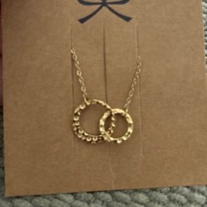 Interlocking Hammered Necklace